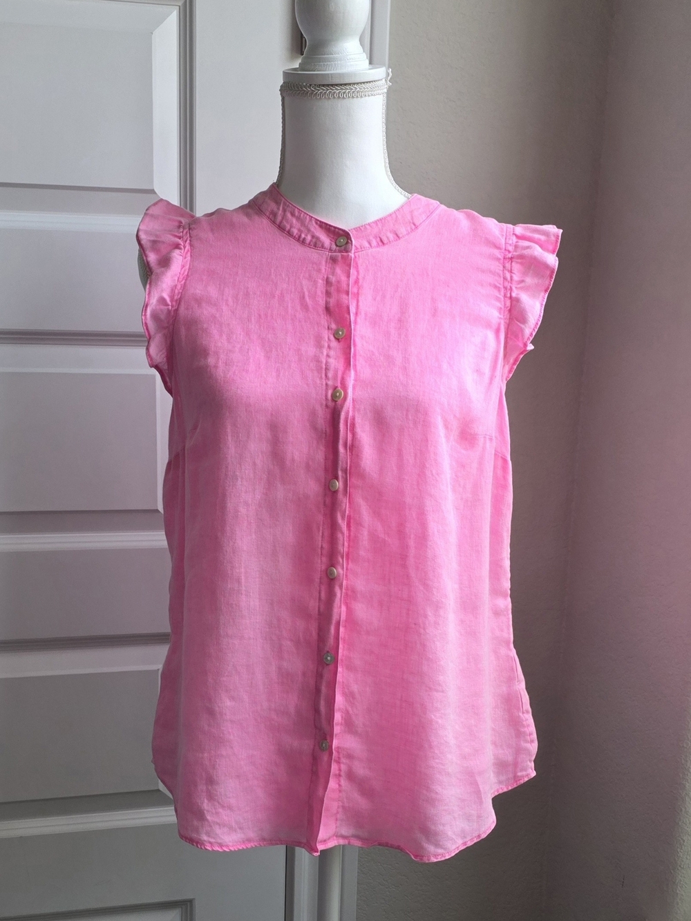 Lilly Pulitzer 100% Linen Pink Button Front Blouse Ruffle Sleeve M